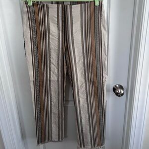 Pull on striped capris